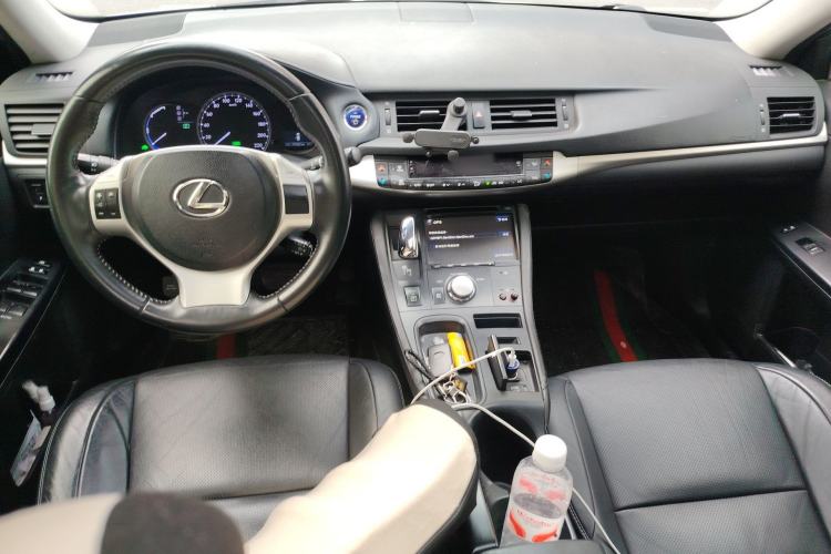 Used Lexus CT 2012 CT200h Premier Edition Center Console