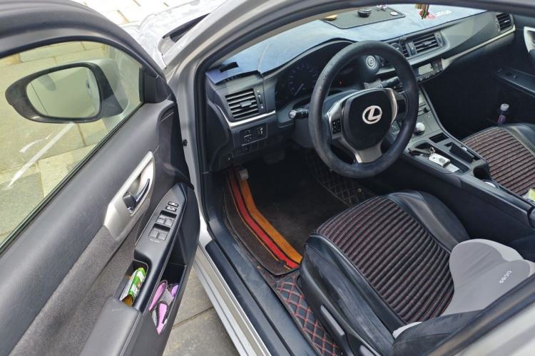 Used Lexus CT 2012 CT200h Elite Edition Driver Seat