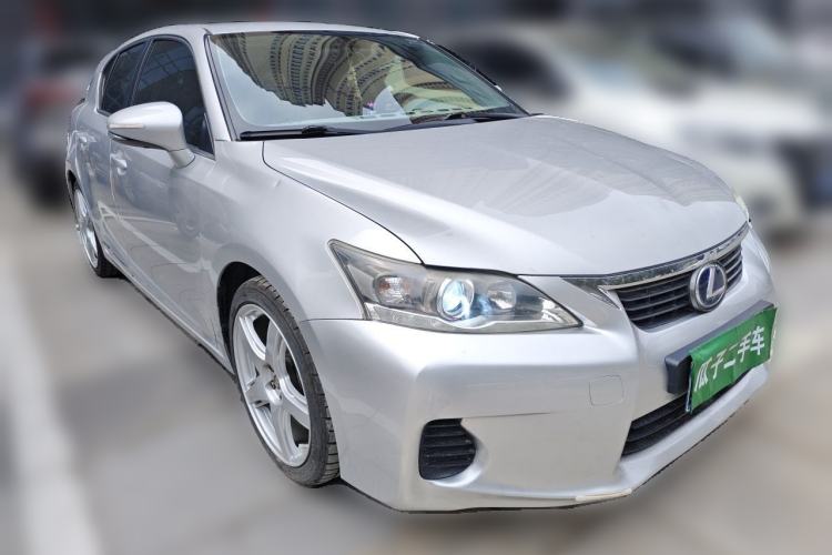 Used Lexus CT 2012 CT200h Elite Edition Front Right 45 Deg