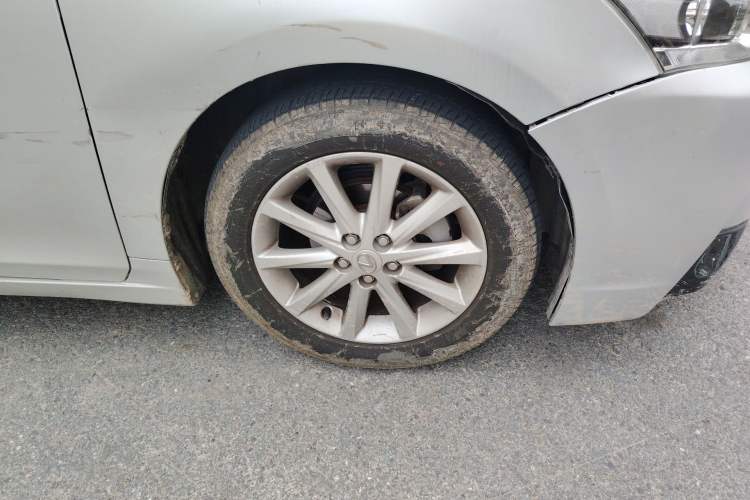 Used Lexus CT 2012 CT200h Premier Edition Right Front Wheel Hub