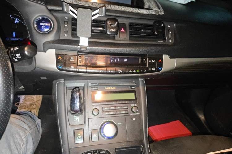 Used Lexus CT 2012 CT200h F-Sport Audio And AC Panel