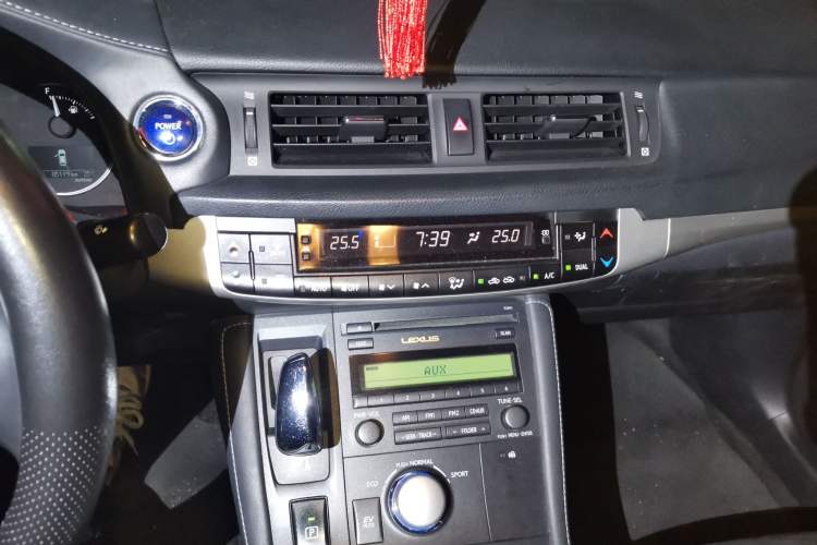 Used Lexus CT 2012 CT200h Elite Edition Audio And AC Panel