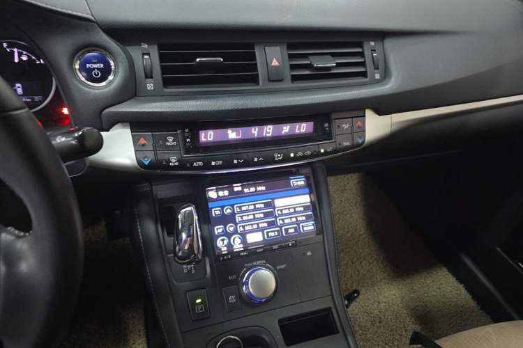 Used Lexus CT 2012 CT200h Elite Edition Audio And AC Panel