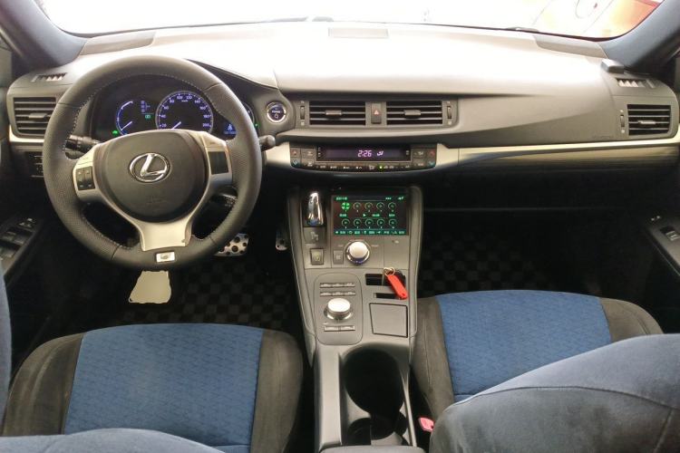 Used Lexus CT 2012 CT200h F-Sport Center Console