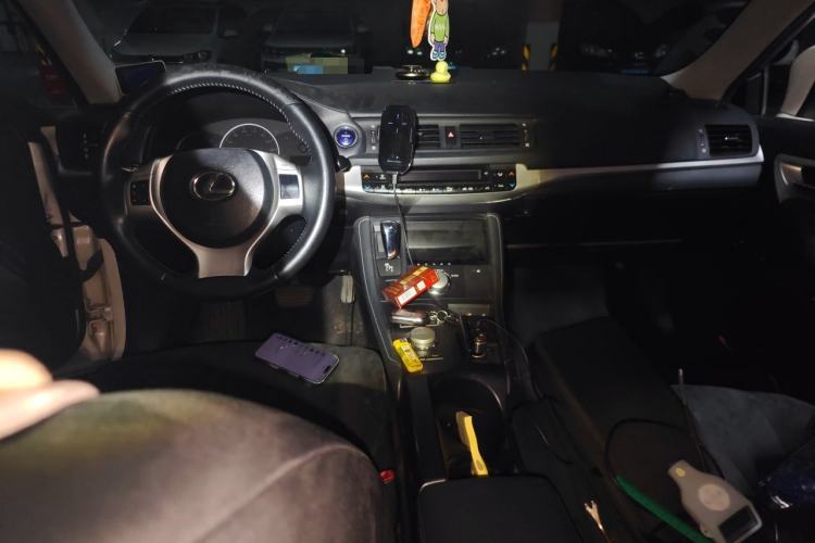 Used Lexus CT 2012 CT200h Elite Edition Center Console