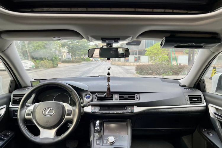 Used Lexus CT 2012 CT200h Elite Edition Center Console