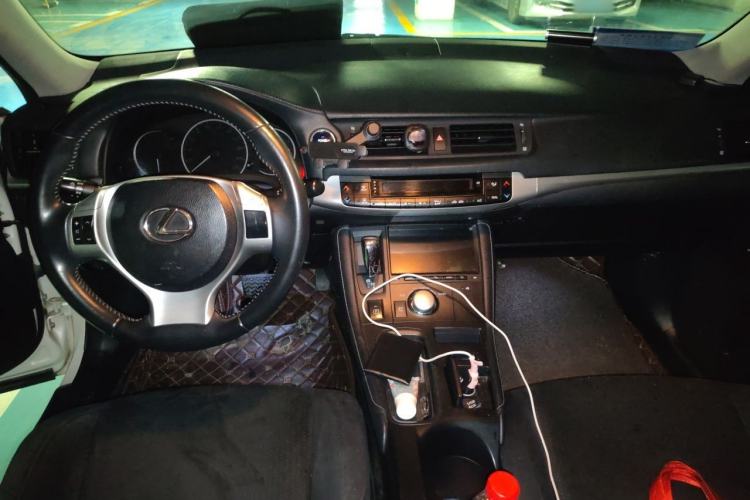 Used Lexus CT 2012 CT200h Elite Edition Center Console
