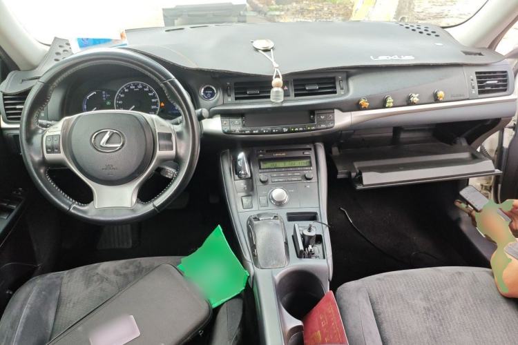 Used Lexus CT 2012 CT200h Elite Edition Center Console