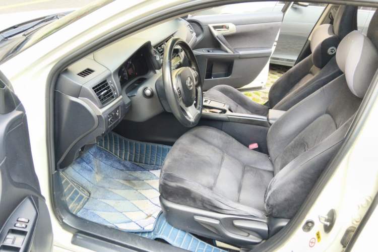Used Lexus CT 2012 CT200h Elite Edition Driver Seat