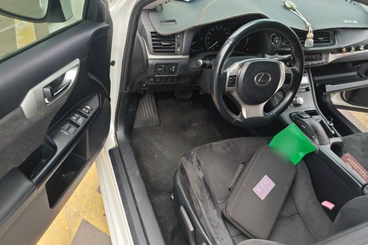 Used Lexus CT 2012 CT200h Elite Edition Driver Seat