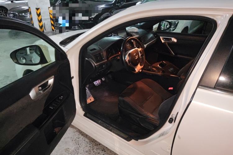 Used Lexus CT 2012 CT200h F-Sport Driver Seat