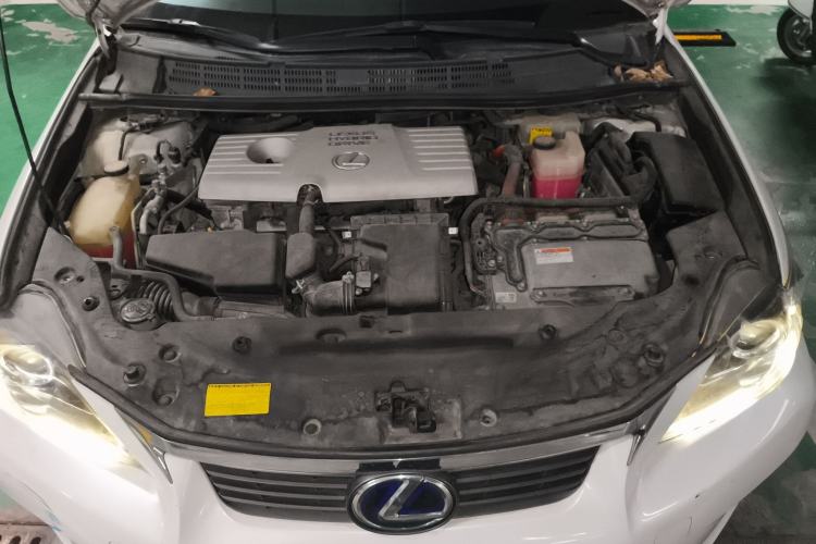 Used Lexus CT 2012 CT200h Elite Edition Engine Bay