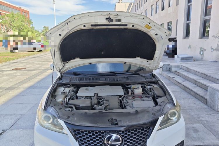 Used Lexus CT 2012 CT200h Elite Edition Engine Bay