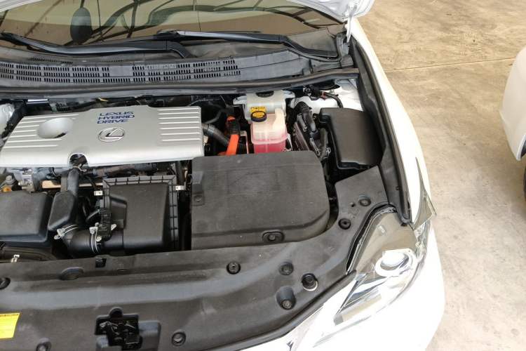 Used Lexus CT 2012 CT200h F-Sport Engine Bay Left
