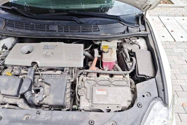 Used Lexus CT 2012 CT200h Elite Edition Engine Bay Left