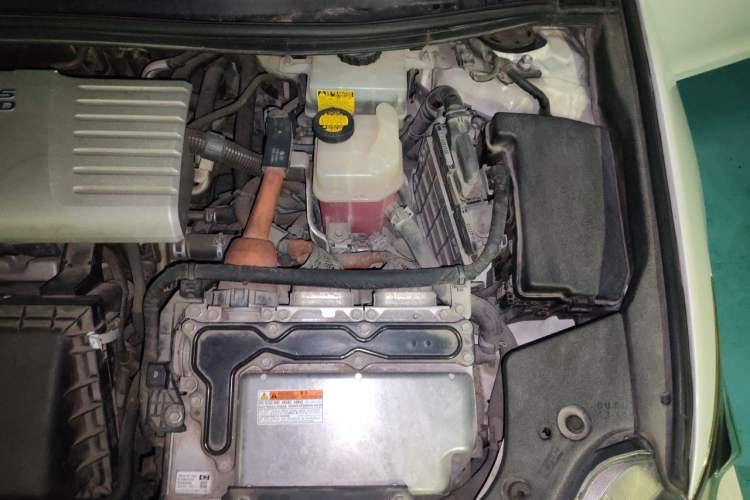 Used Lexus CT 2012 CT200h Elite Edition Engine Bay Left
