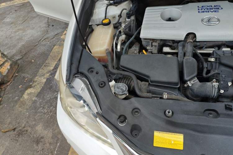 Used Lexus CT 2012 CT200h Elite Edition Engine Bay Right