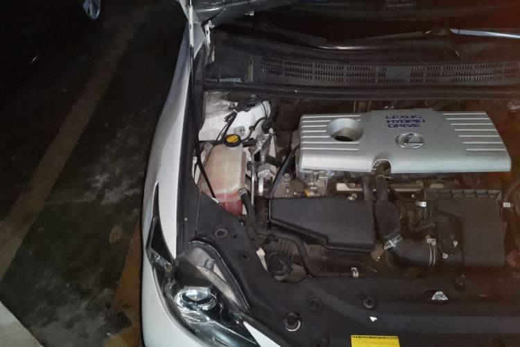Used Lexus CT 2012 CT200h Elite Edition Engine Bay Right
