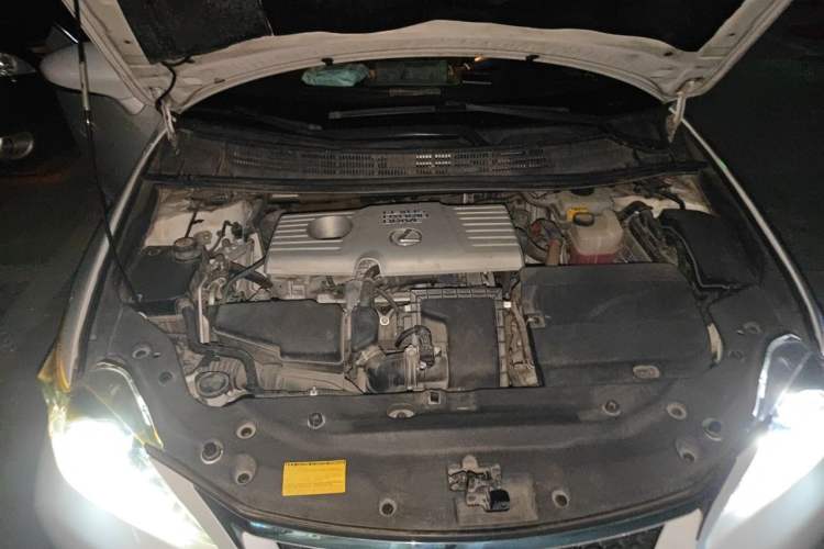 Used Lexus CT 2012 CT200h F-Sport Engine Bay