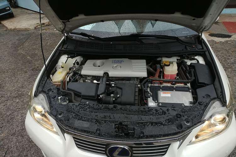 Used Lexus CT 2012 CT200h Elite Edition Engine Bay