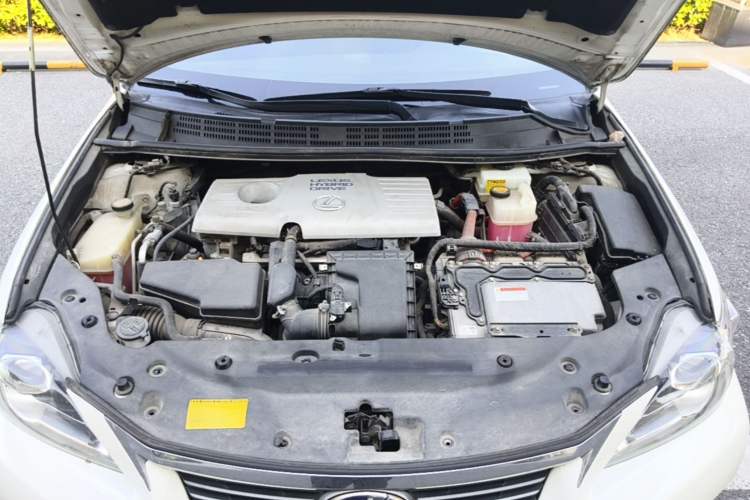 Used Lexus CT 2012 CT200h Elite Edition Engine Bay