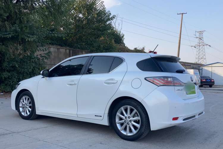 Used Lexus CT 2012 CT200h Premier Edition Exterior 5