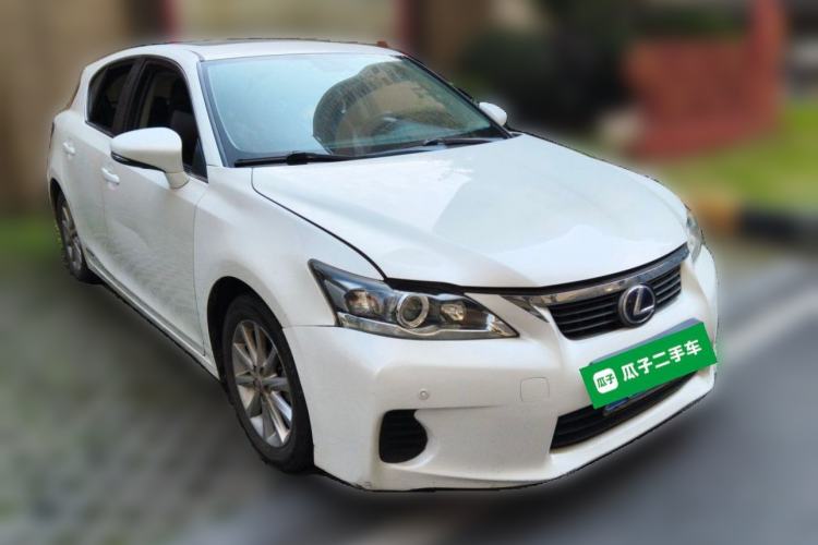 Used Lexus CT 2012 CT200h Elite Edition Front Right 45 Deg