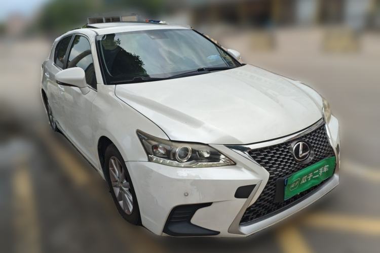 Used Lexus CT 2012 CT200h Elite Edition Front Right 45 Deg
