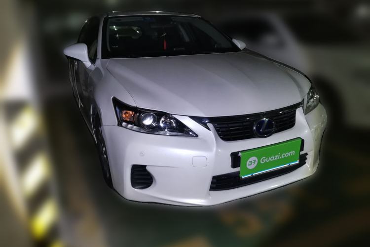 Used Lexus CT 2012 CT200h Elite Edition Front Right 45 Deg