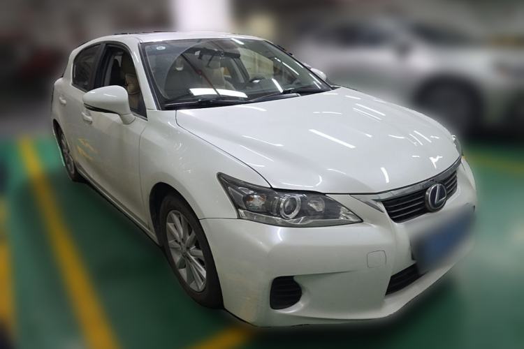 Used Lexus CT 2012 CT200h Elite Edition Front Right 45 Deg