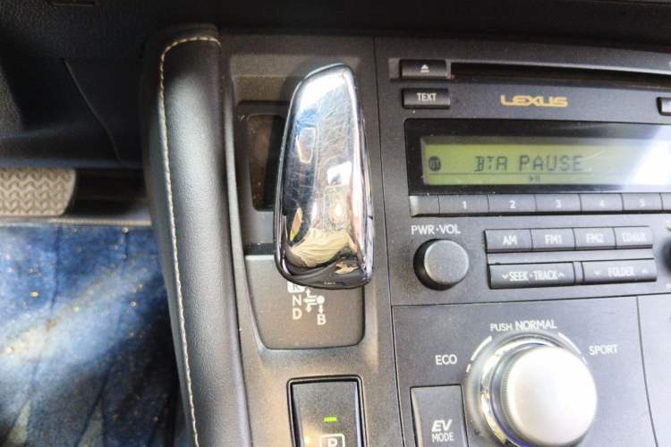 Used Lexus CT 2012 CT200h Elite Edition Gear Lever