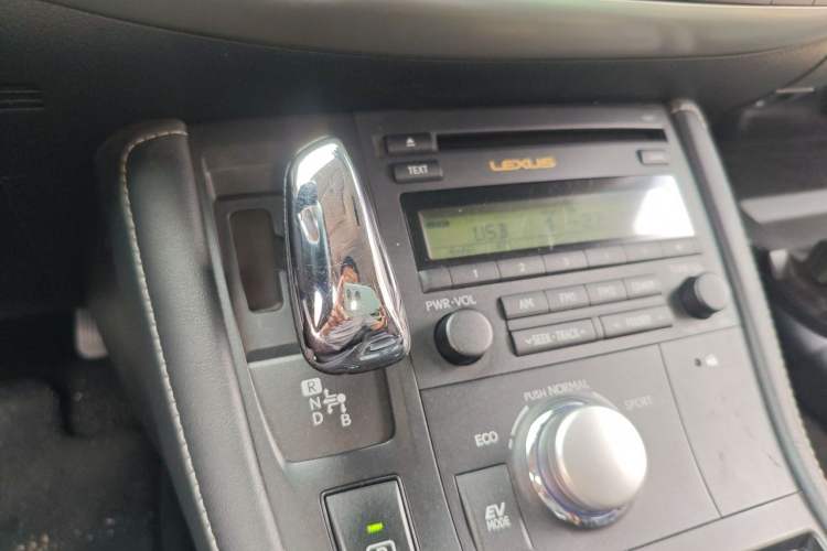 Used Lexus CT 2012 CT200h Elite Edition Gear Lever
