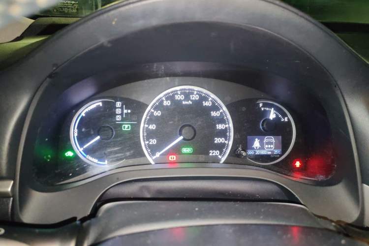 Used Lexus CT 2012 CT200h Elite Edition Instrument Cluster