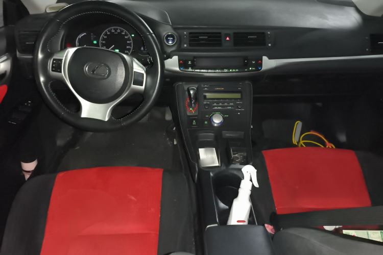 Used Lexus CT 2012 CT200h Elite Edition Interior 2