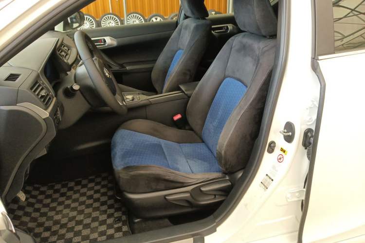 Used Lexus CT 2012 CT200h F-Sport Left Front Seat