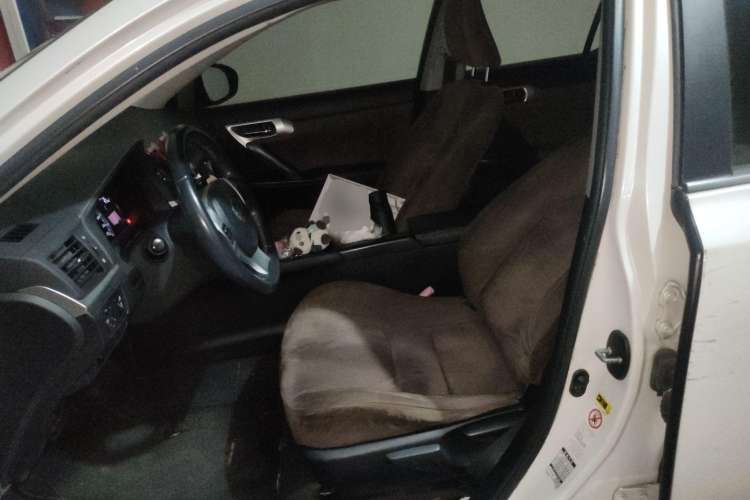 Used Lexus CT 2012 CT200h Elite Edition Left Front Seat