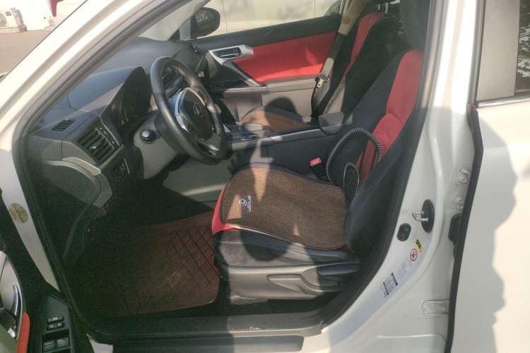 Used Lexus CT 2012 CT200h Elite Edition Left Front Seat