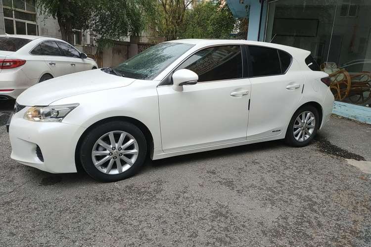 Used Lexus CT 2012 CT200h Elite Edition Left Side