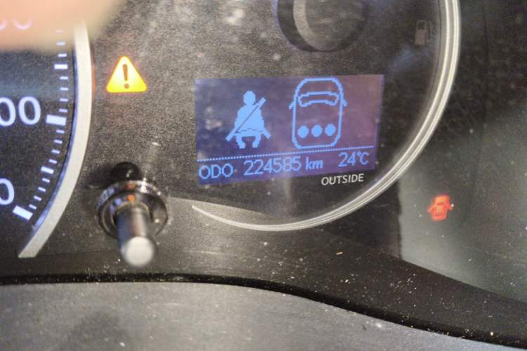 Used Lexus CT 2012 CT200h Elite Edition Odometer Close Up