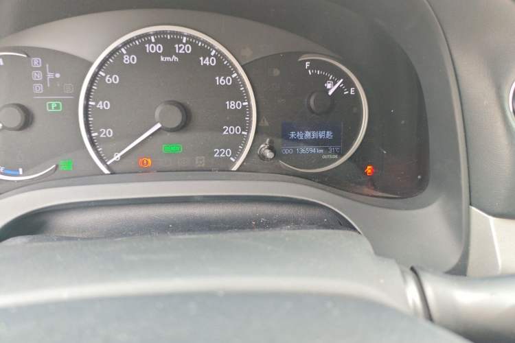 Used Lexus CT 2012 CT200h Elite Edition Odometer Close Up