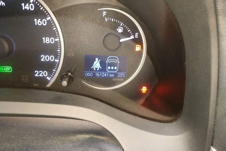 Used Lexus CT 2012 CT200h Elite Edition Odometer Close Up