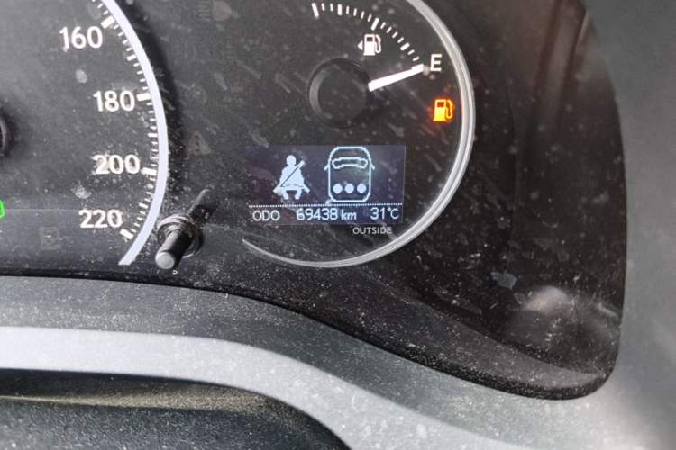 Used Lexus CT 2012 CT200h Elite Edition Odometer Close Up