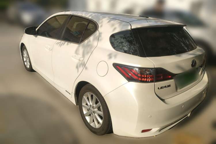 Used Lexus CT 2012 CT200h Elite Edition Rear Left 45 Deg