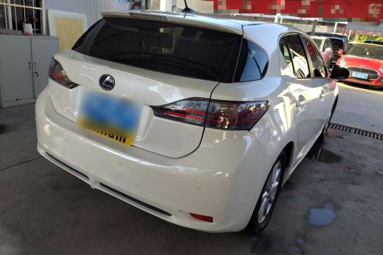 Used Lexus CT 2012 CT200h Elite Edition Rear Right 45 Deg