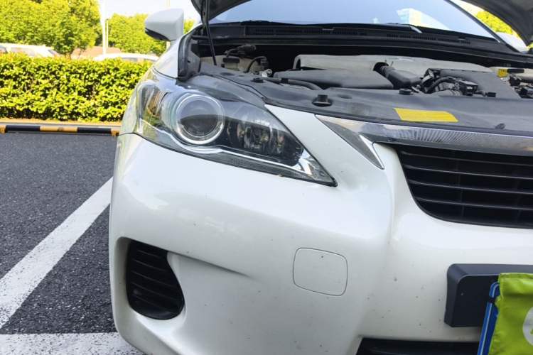 Used Lexus CT 2012 CT200h Elite Edition Right Front Headlight