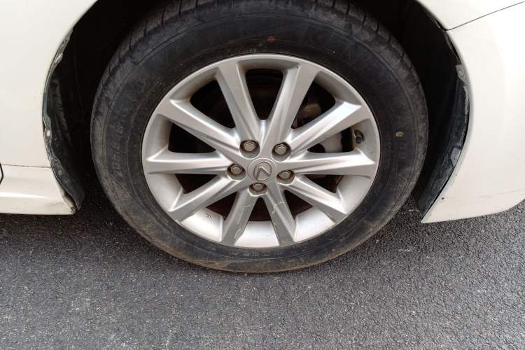 Used Lexus CT 2012 CT200h Elite Edition Right Front Wheel Hub