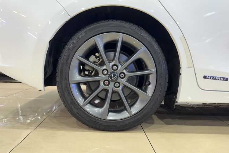 Used Lexus CT 2012 CT200h Elite Edition Right Rear Wheel Hub