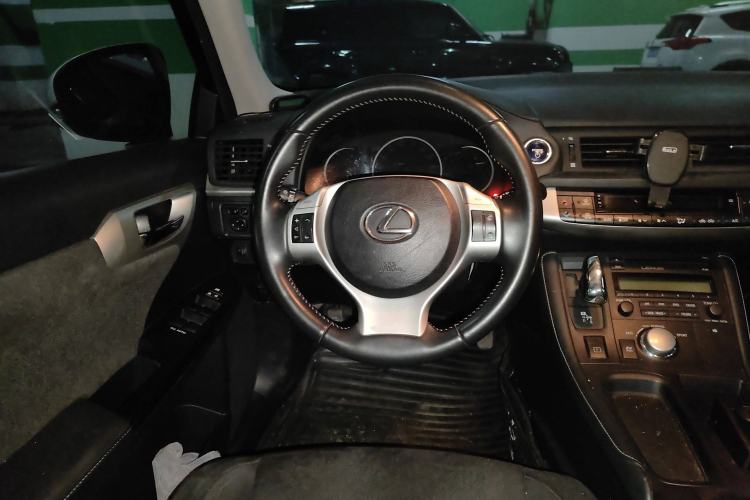 Used Lexus CT 2012 CT200h Elite Edition Steering Wheel