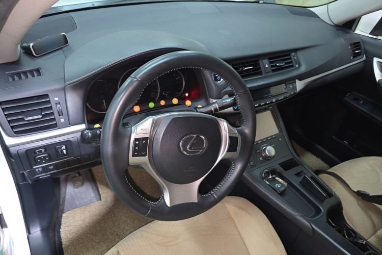 Used Lexus CT 2012 CT200h Elite Edition Steering Wheel