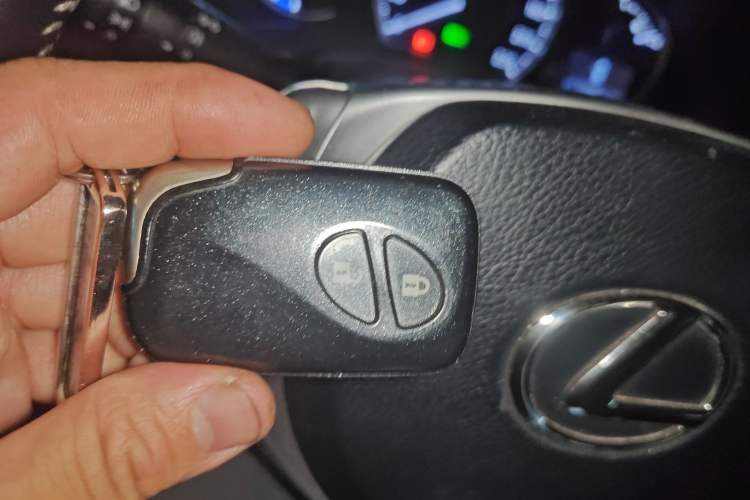 Used Lexus CT 2012 CT200h Elite Edition Vehicle Key